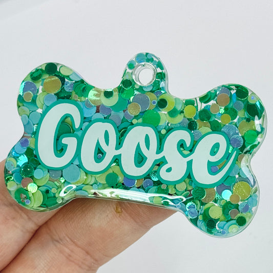 GREEN GLITTER TAG