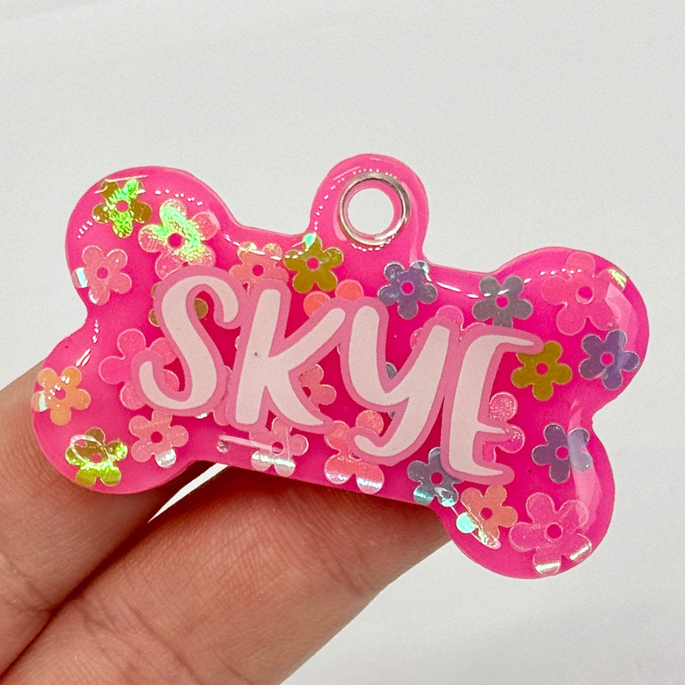 PRETTY FLOWER SEQUINS TAG